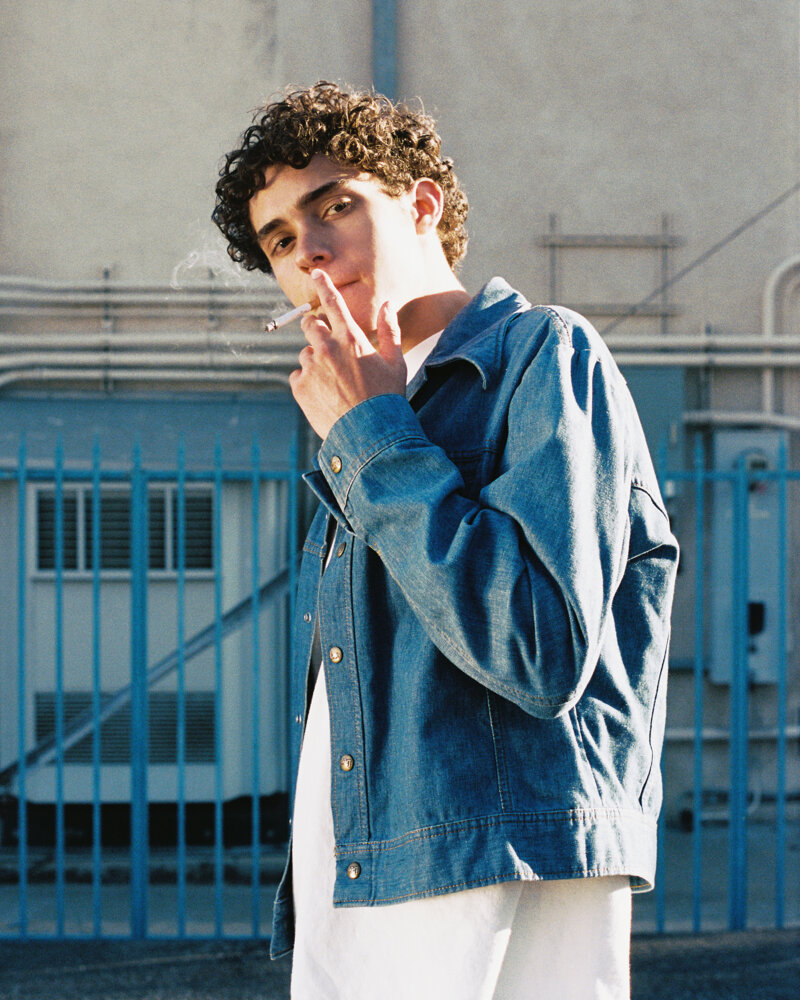 Joshua Bassett "Smoke Slow", bitte Joshua Bassett und singt einen